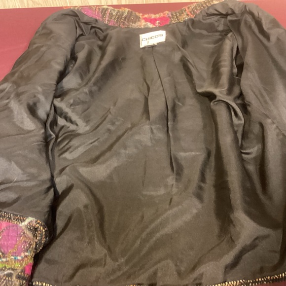 Chico’s Multi Floral Jacket size 2 - Picture 8 of 8